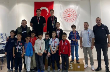 Satrancın şampiyonları belli oldu 