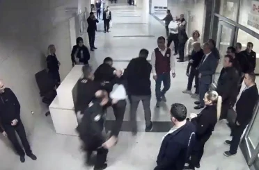 Savcı, Bölge Adliye Mahkemesi’nde kadın hakimi vurmuştu; olayın ardından yaşananlar kamerada 