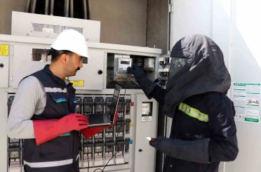 Sayaç okurken para buldu, hiç düşünmeden sahibine ulaştırdı 