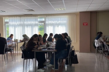 SDÜ’de öğrenciler ’yemekhane fiyatları ve ulaşım’ konularında şikayetçi 