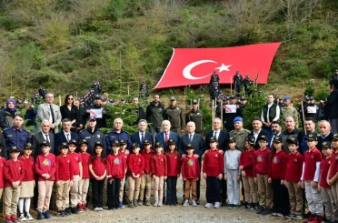 Şehitler için fidan diktiler 