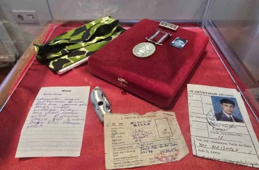 Şehitlerin hüzünlendiren hatıraları sergide yerini aldı 