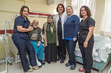 Şeker hastası 83 yaşındaki yaşlı adam ampütasyondan son anda kurtuldu 