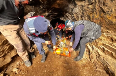 Selçuk’ta mağarada 9 saatlik kurtarma seferberliği 