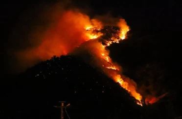 Şemdinli’de korkutan yangın 