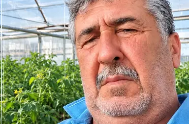 Serada sulama yaparken rahatsızlanan çiftçi, 15 günlük hayat mücadelesini kaybetti
