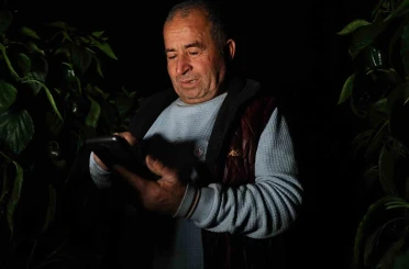 Seralarda dona karşı sıcaklıklar cep telefonundan anlık takip ediliyor 