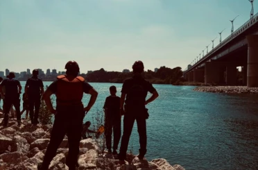 Seyhan Nehri’ne giren çocuk boğuldu 