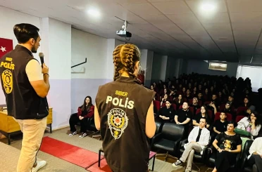 Siberay ekibinden öğrencilere siber güvenlik semineri 