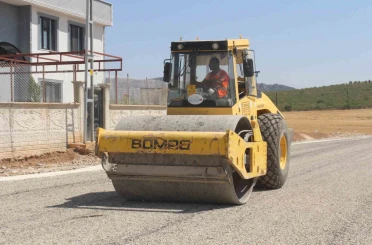 Siirt Valisi Kızılkaya mahalle toplantılarında vatandaşlarla bir araya geliyor 