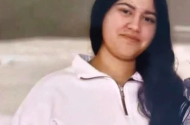 Siirt’te 5 katlı binanın çatısından düşen 15 yaşındaki kız hayatını kaybetti 
