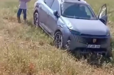 Siirt’te araç şarampole yuvarlandı, sürücü yaralandı 