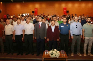 Siirt’te bağımlılıkla mücadele için farkındalık sempozyumu düzenlendi 