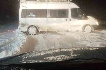 Siirt’te mahsur kalan 22 vatandaş, 3 saatlik çalışmanın ardından kurtarıldı 