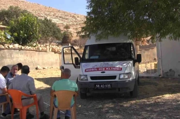 Siirt’te mobil diş kliniği ile hizmet köylülerin ayağına gidiyor 