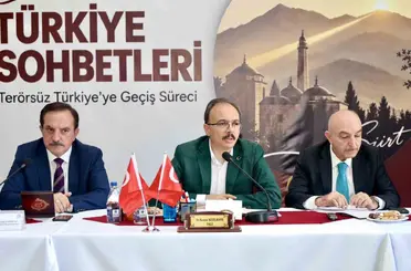 Siirt’te "Türkiye Sohbetleri: Terörsüz Türkiye’ye Geçiş Süreçleri" paneli
