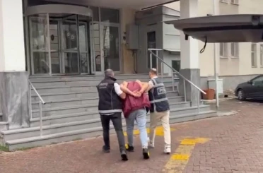 ‘Silahla tehdit’ suçundan 17 yıl kesinleşmiş hapsi bulunan şahıs yakalandı 
