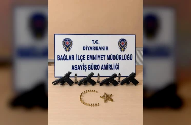 Silahlı kavgaya bakan polis, hem şahısları yakaladı hem de silahları ele geçirdi 
