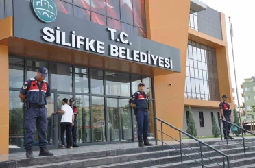 Silifke Belediyesine yolsuzluk operasyonu: Başkan Mustafa Turgut dahil 18 kişi gözaltında 