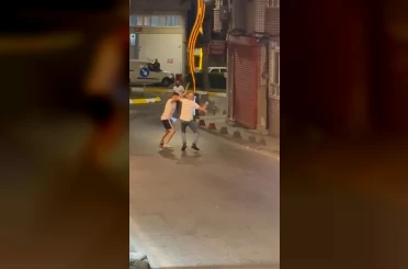 Silivri’de bıçaklı ve sopalı kavga: 1 yaralı 