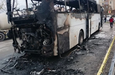 Silivri’de işçi servisi alevlere teslim oldu 