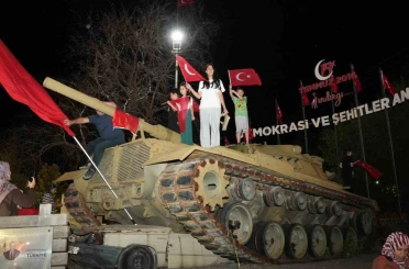 Sındırgı’da 15 Temmuz’da kortej yürüyüşü düzenlendi 