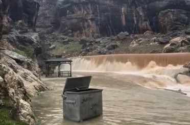 Sinek Çayı’nın su seviyesi yağışlarla yükseldi 