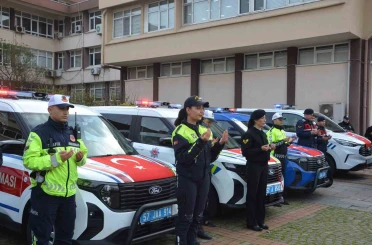 Sinop’ta emniyet ve jandarmaya 19 yeni araç tahsis edildi 