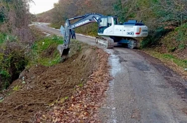 Sinop’ta heyelan önleme mesaisi 