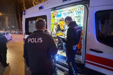 Sinop’ta motosiklet yayaya çarptı: 2 yaralı 
