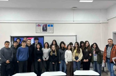 Sinop’ta öğrenciler dijital becerilerini atölyede geliştirdi 