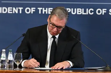Sırbistan Cumhurbaşkanı Vucic istifa etti