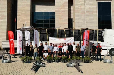 Şırnak’ta "kıtılnefs üzümü" için üreticilere ekipman ve fidan desteği 
