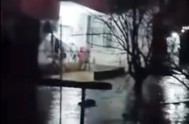 Şırnak’ta şiddetli yağış: Köy yolları göle döndü 