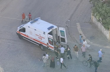 Şişe üzerinden geçti, dengesini kaybederek düşüp yaralandı 