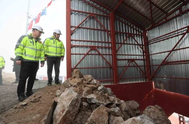 Sivas’ın en büyük taş ocağında üretime başlandı 
