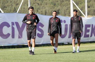 Sivasspor günü tek idmanla tamamladı 