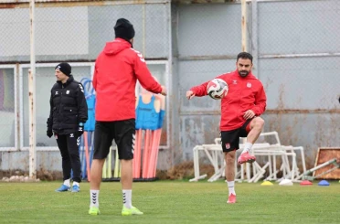 Sivasspor’da Erokspor maçı hazırlıkları sürüyor 