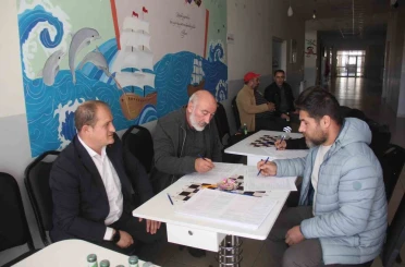 Sivas’ta öğrenciler ve veliler kan bağışı için seferber oldu 