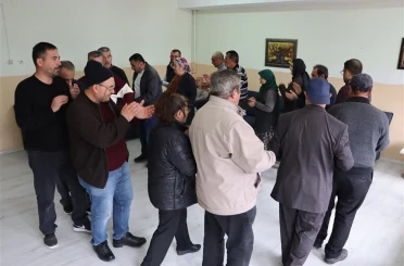 Sivas’ta Ruh Sağlığı Günü’nde halaylar çekildi 