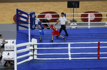 Sivas’taki boks şampiyonası sürüyor 
