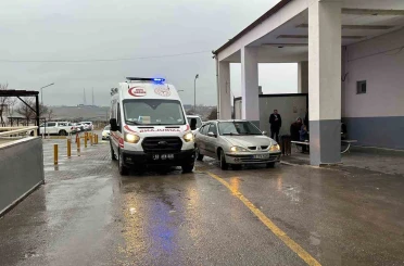 Siverek’te Otomobil ile Traktör Çarpıştı: 5 Yaralı 