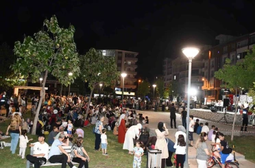 Siverek’te sıcak yaz akşamlarında sıra gecesi etkinliği 