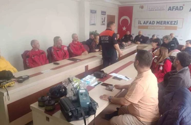 Sivil toplum kuruluşlarına ’Tehlikeli Maddelere Müdahale’ eğitimi verildi 