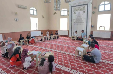 Sivrihisar’da yaz Kur’an kursları heyecanı başladı 