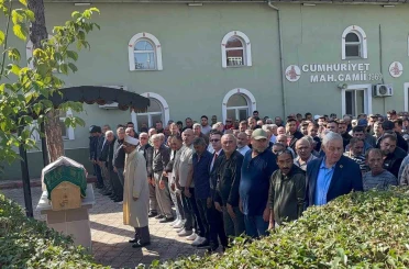 Siyanürlü, baltalı, bıçaklı aile faciasında anne öldü 