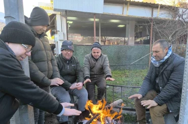 Soğuk havalar en fazla pazarcı esnafını etkiledi 