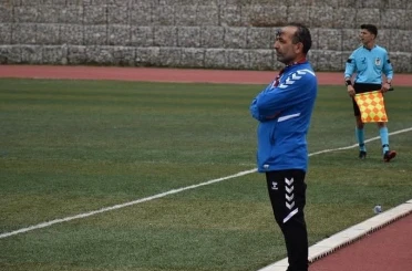 Söğütspor başarılı teknik adam ile yollarını ayırdı 