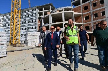 Söke’de KYK Erkek Öğrenci Yurdunda çalışmalar hız kesmeden sürüyor 