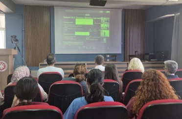 Söke’de sağlık çalışanlarına ’Bebek Dostu Hastane’ sempozyumu 